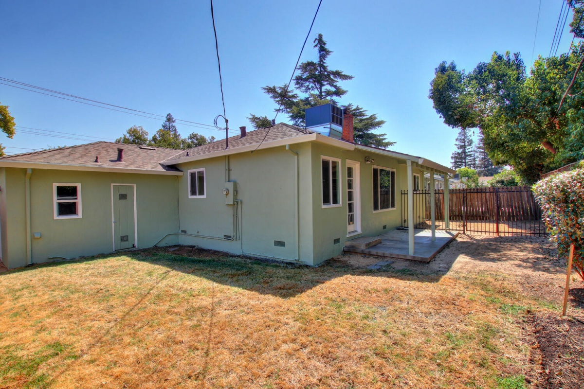 Dunnigan Realtors, Elmhurst,  2006 57th St, Sacramento, California, United States 95817, 3 Bedrooms Bedrooms, ,1 BathroomBathrooms,Single Family Home,Active Listings,57th St,1324