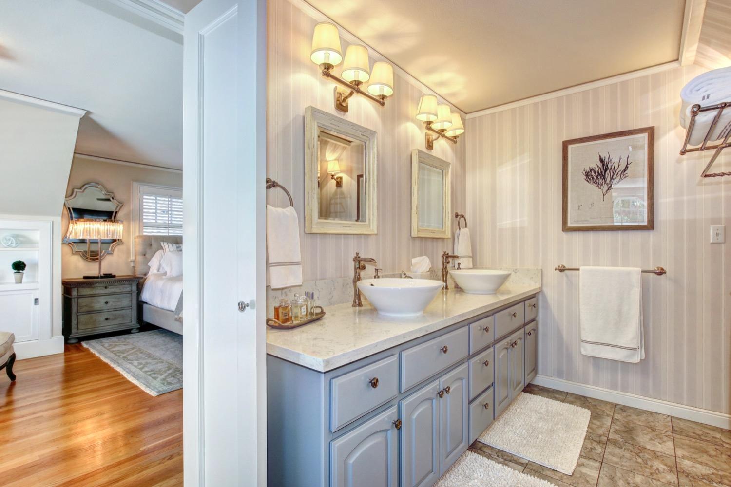 Dunnigan Realtors, Fab \'40s, 1423 41st St, Sacramento, California, United States 95819, 4 Bedrooms Bedrooms, ,2 Bathrooms Bathrooms, Single Family Home, Active Listings,41st St,1338