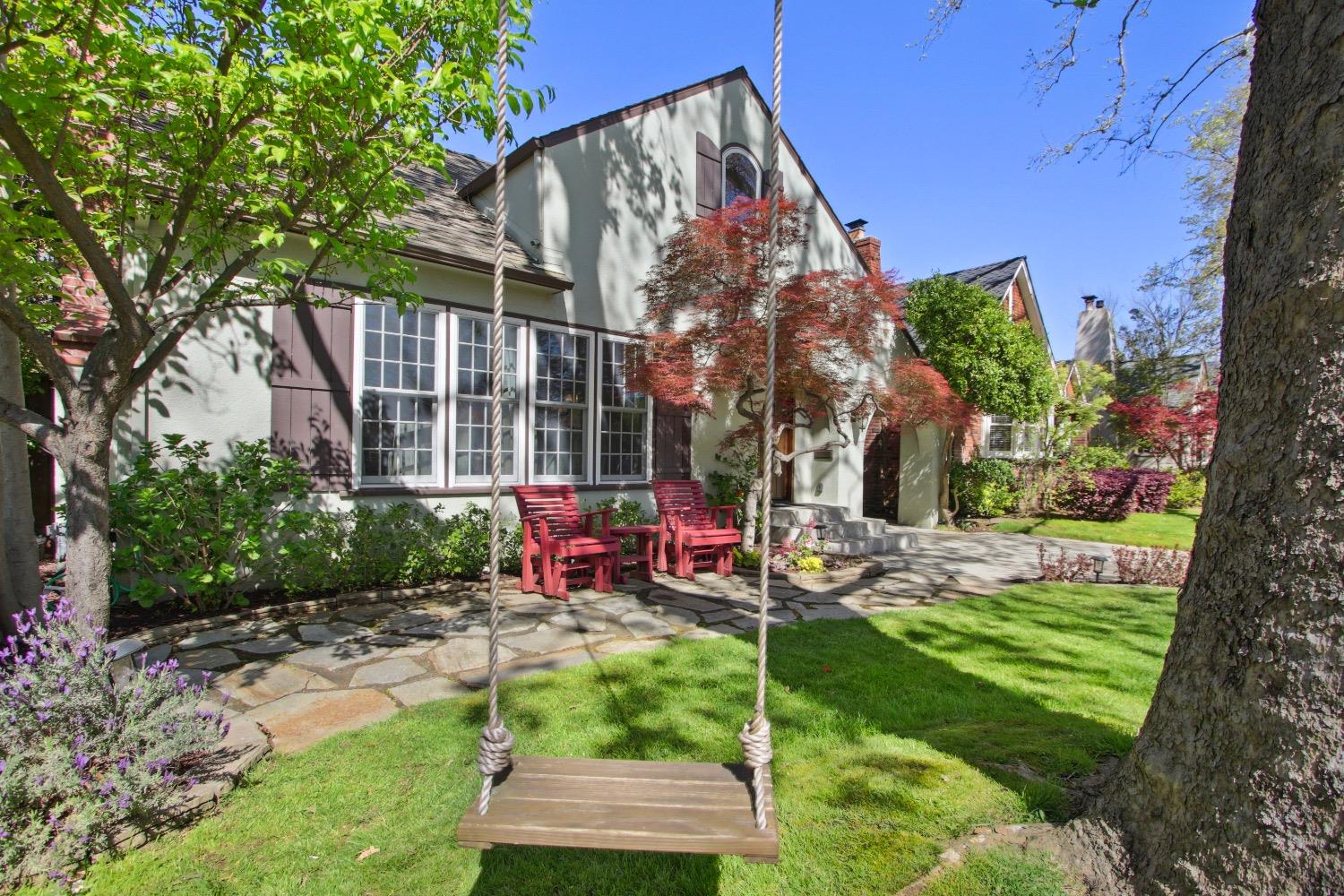 East Sac, Dunnigan Realtors,  922 42nd Street, Sacramento, California, United States 95819, 4 Bedrooms Bedrooms, ,3 BathroomsBathrooms,Single Family Home,Sold Listings,42nd Street,1353