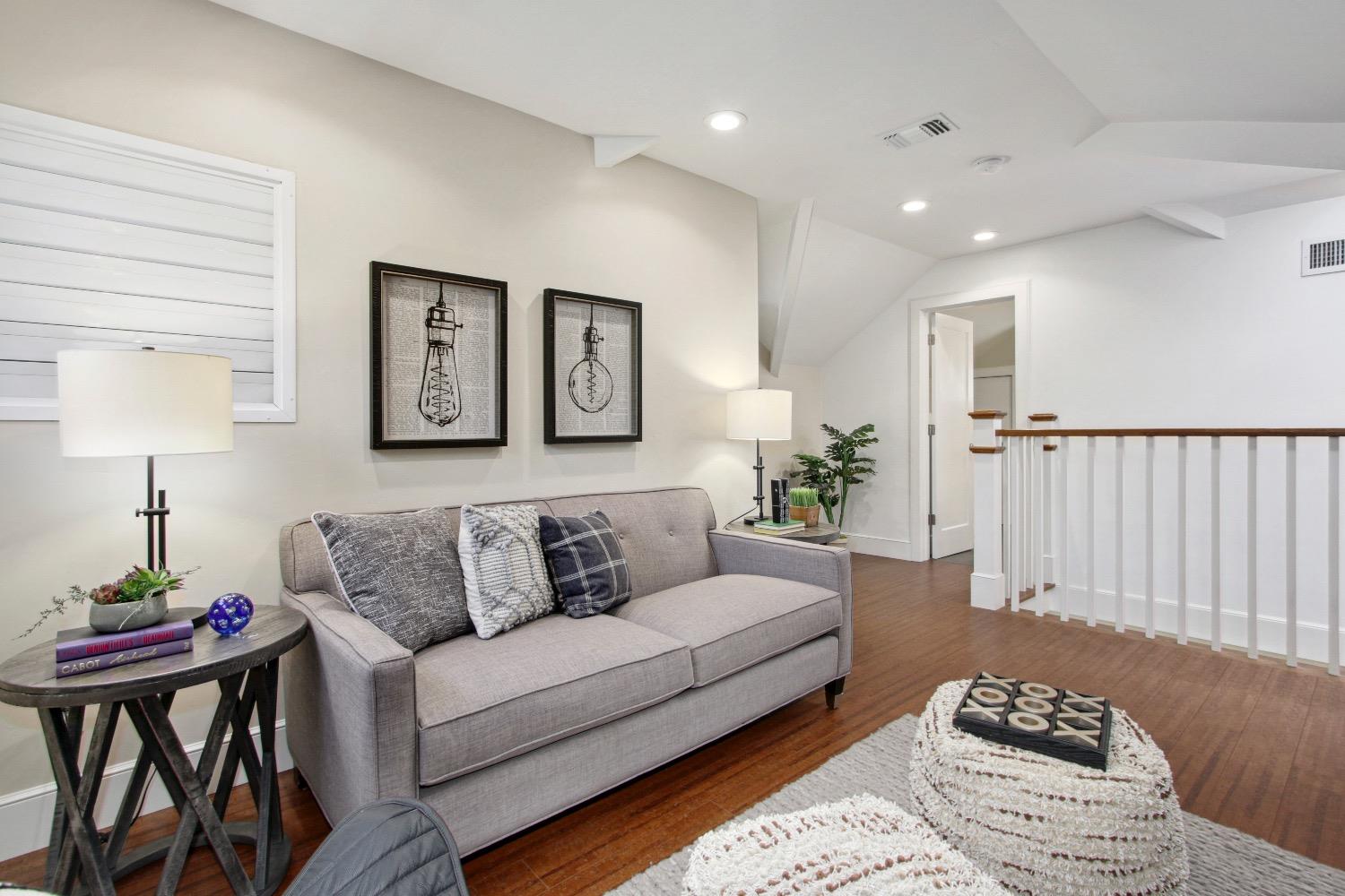 East Sac, Dunnigan Realtors,  922 42nd Street, Sacramento, California, United States 95819, 4 Bedrooms Bedrooms, ,3 BathroomsBathrooms,Single Family Home,Sold Listings,42nd Street,1353