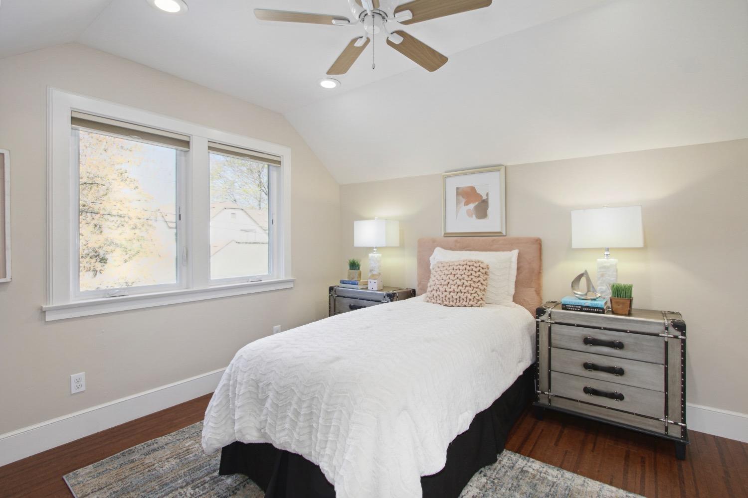East Sac, Dunnigan Realtors,  922 42nd Street, Sacramento, California, United States 95819, 4 Bedrooms Bedrooms, ,3 BathroomsBathrooms,Single Family Home,Sold Listings,42nd Street,1353