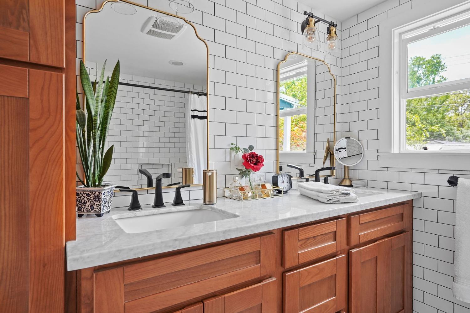 Dunnigan Realtors, Land Park, 1910 3rd Ave, Sacramento, California, United States 95818, 5 Bedrooms Bedrooms, ,2 BathroomsBathrooms,Single Family Home,Sold Listings,3rd Ave,1356