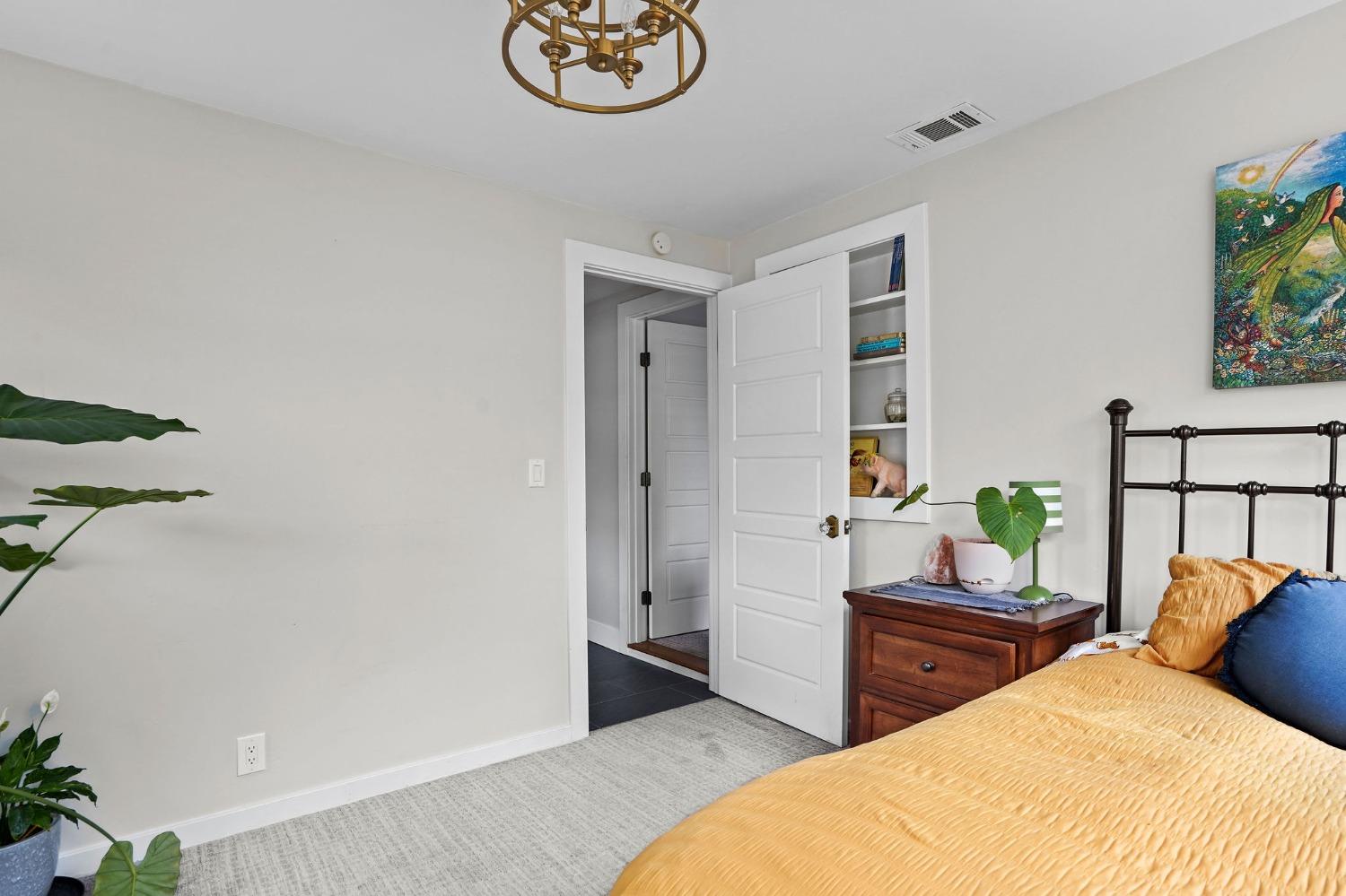 Dunnigan Realtors, Land Park, 1910 3rd Ave, Sacramento, California, United States 95818, 5 Bedrooms Bedrooms, ,2 BathroomsBathrooms,Single Family Home,Sold Listings,3rd Ave,1356