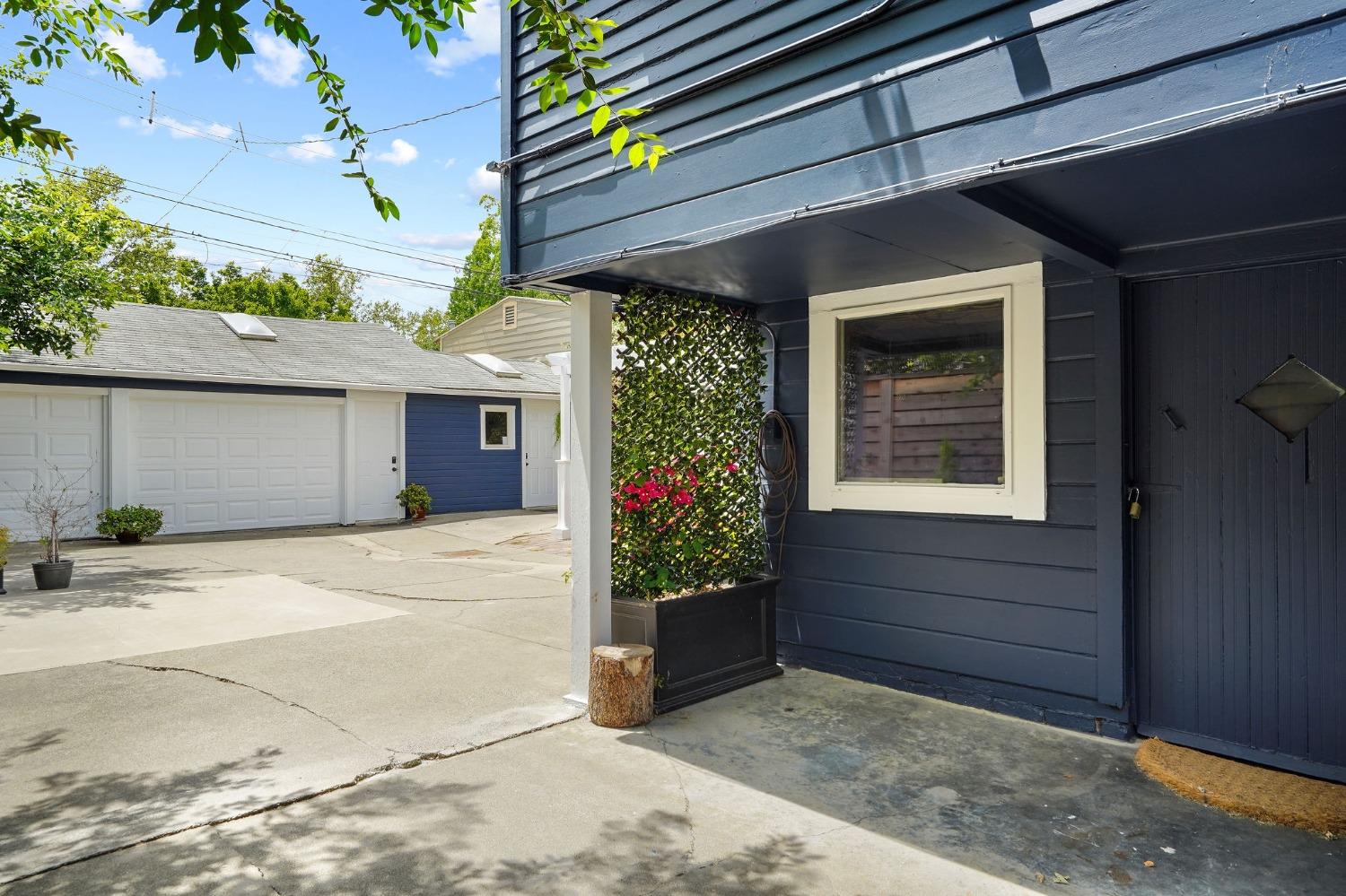 Dunnigan Realtors, Land Park, 1910 3rd Ave, Sacramento, California, United States 95818, 5 Bedrooms Bedrooms, ,2 BathroomsBathrooms,Single Family Home,Sold Listings,3rd Ave,1356