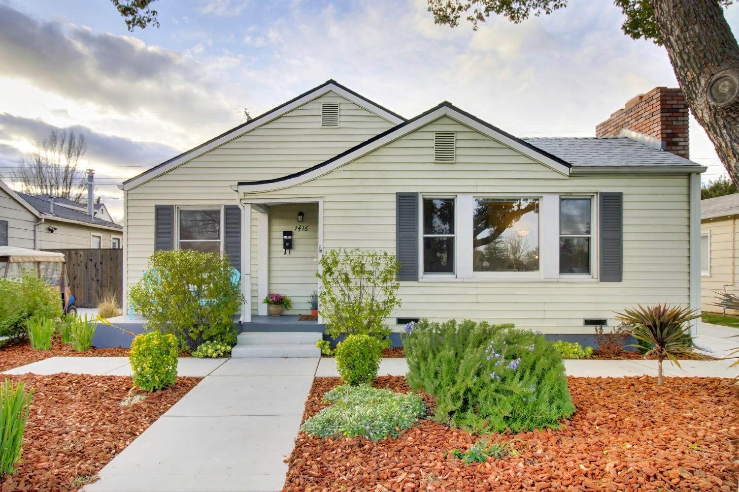 Dunnigan Realtors, East Sac, 1416 Rodeo Way, Sacramento, California, United States 95819, 3 Bedrooms Bedrooms, ,2 BathroomsBathrooms,Single Family Home,Active Listings,Rodeo Way,1366