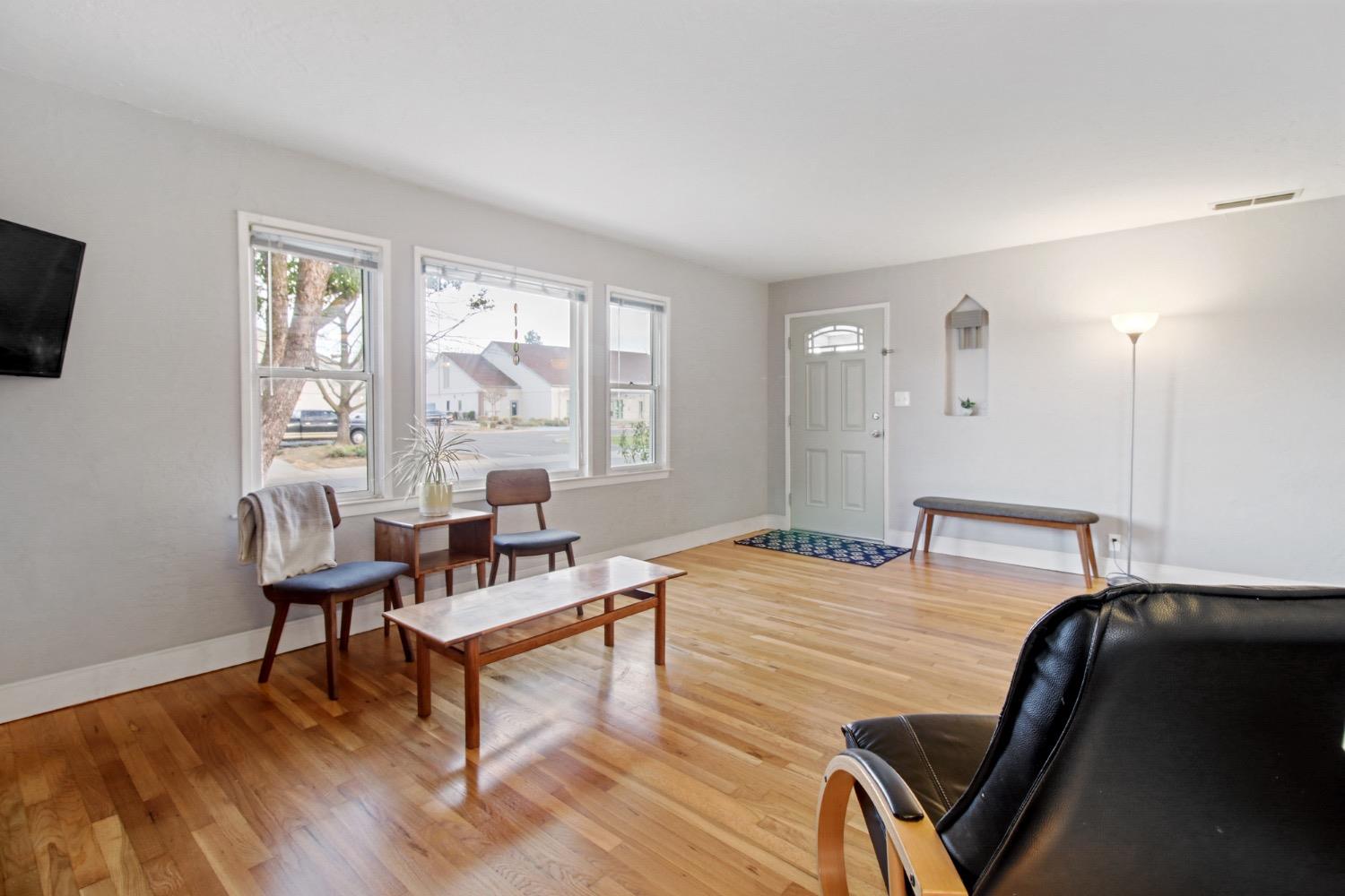 Dunnigan Realtors, East Sac, 1416 Rodeo Way, Sacramento, California, United States 95819, 3 Bedrooms Bedrooms, ,2 BathroomsBathrooms,Single Family Home,Active Listings,Rodeo Way,1366