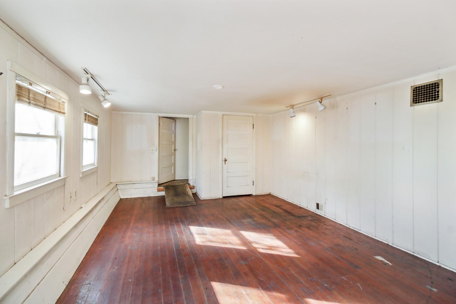 Dunnigan Realtors, East Sac, 628 42nd St, Sacramento, California, United States 95819, 4 Bedrooms Bedrooms, ,3 BathroomsBathrooms,Single Family Home,Active Listings,42nd St,1367