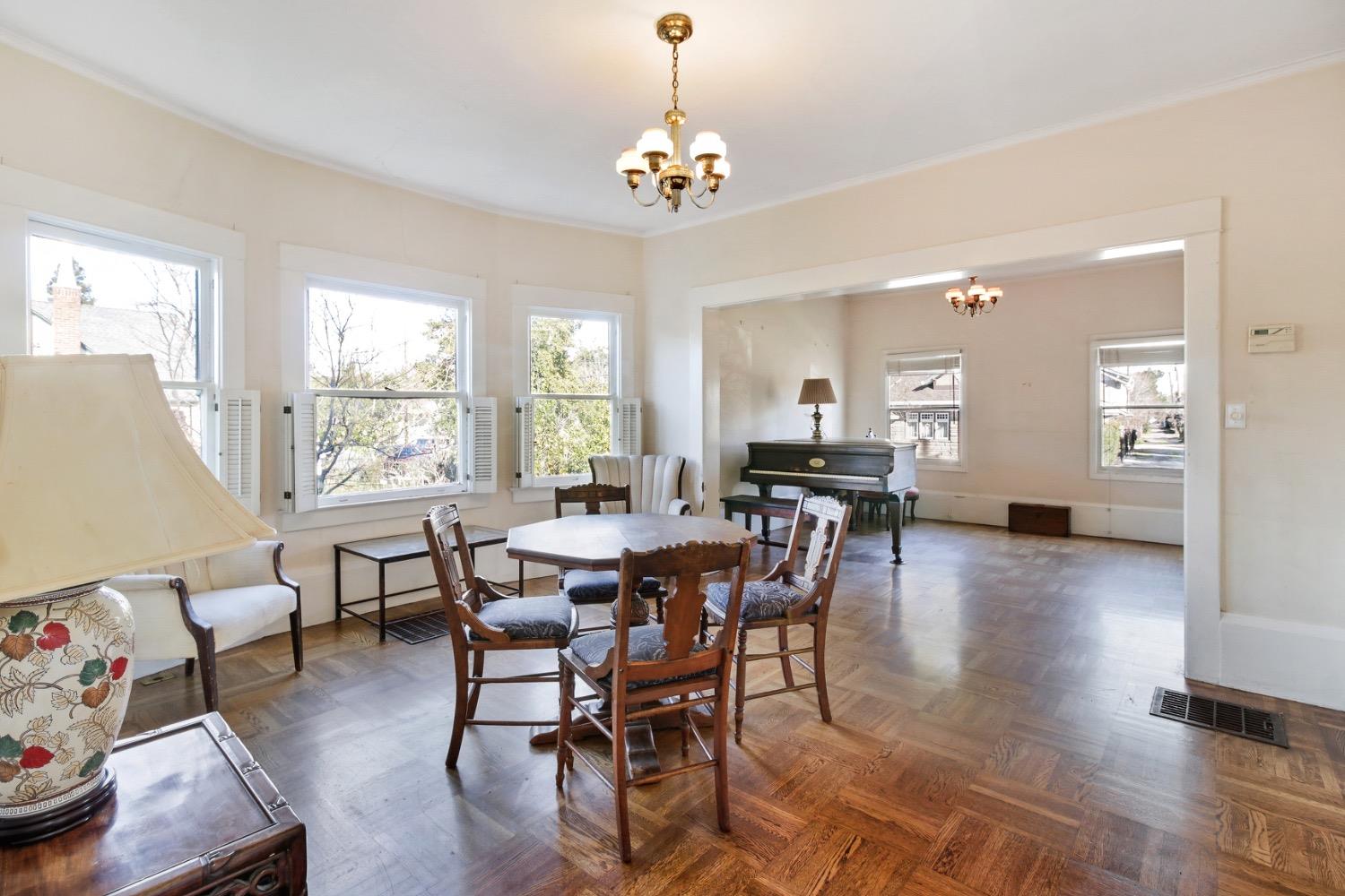 Dunnigan Realtors, East Sac, 628 42nd St, Sacramento, California, United States 95819, 4 Bedrooms Bedrooms, ,3 BathroomsBathrooms,Single Family Home,Active Listings,42nd St,1367
