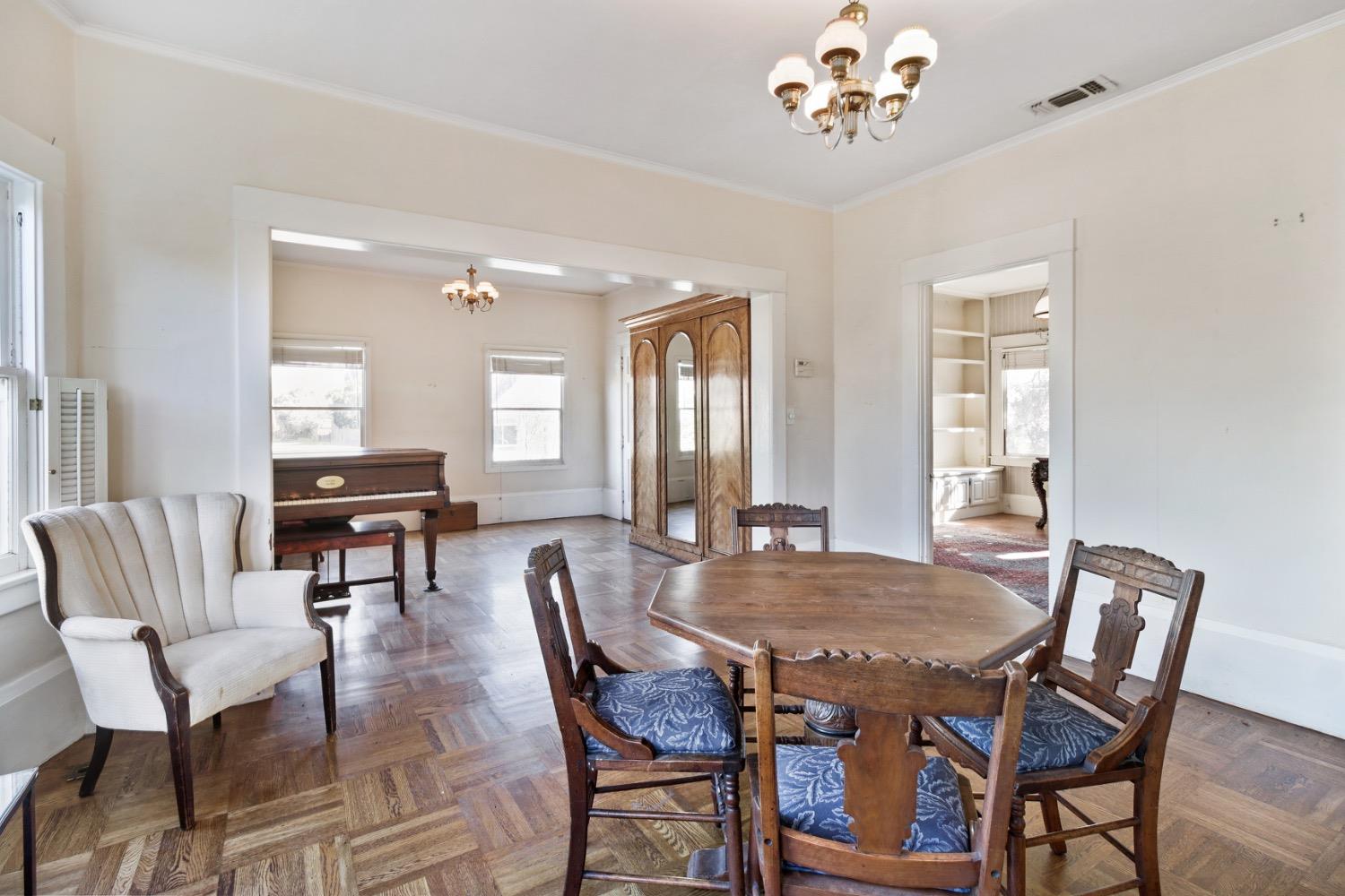 Dunnigan Realtors, East Sac, 628 42nd St, Sacramento, California, United States 95819, 4 Bedrooms Bedrooms, ,3 BathroomsBathrooms,Single Family Home,Active Listings,42nd St,1367