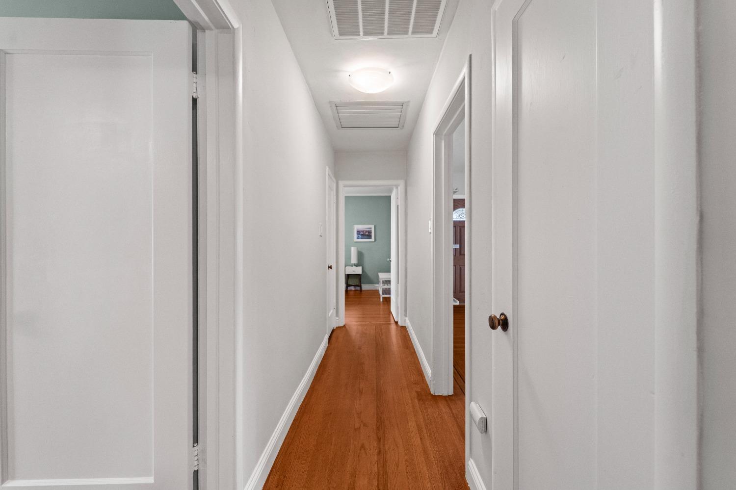Dunnigan Realtors, Land Park,  642 Perkins Way, Sacramento, California, United States 95818, 2 Bedrooms Bedrooms, ,2 BathroomsBathrooms,Single Family Home,Sold Listings,Perkins Way,1372