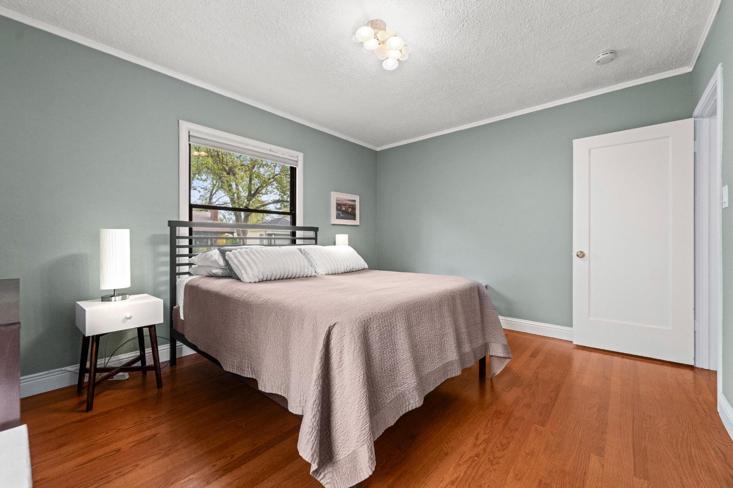 Dunnigan Realtors, Land Park,  642 Perkins Way, Sacramento, California, United States 95818, 2 Bedrooms Bedrooms, ,2 BathroomsBathrooms,Single Family Home,Sold Listings,Perkins Way,1372