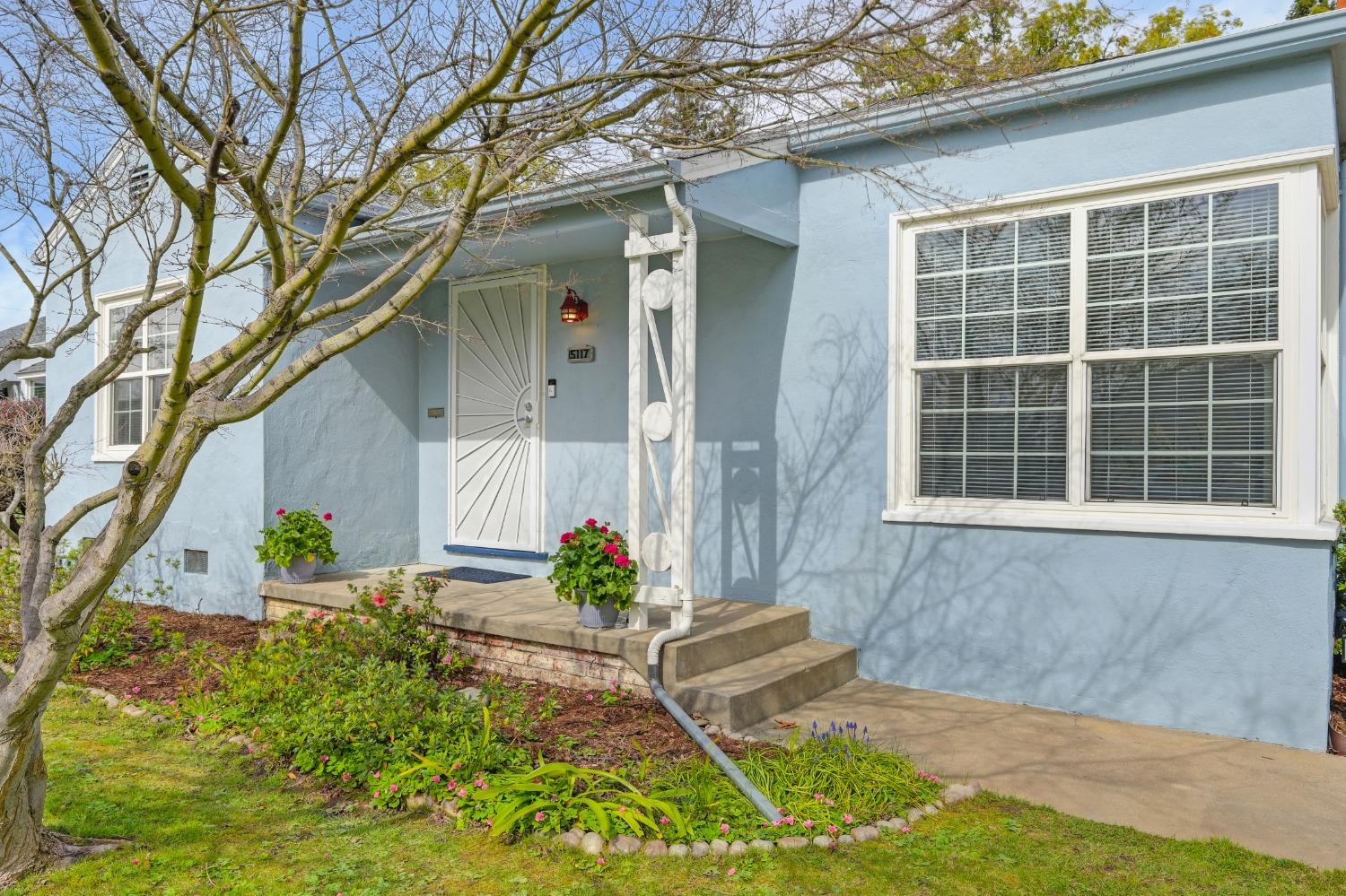 Dunnigan Realtors, Tahoe Park, 5117 8th Avenue, Sacramento, California, United States 95820, 2 Bedrooms Bedrooms, ,1 BathroomBathrooms,Single Family Home,Sold Listings,8th Avenue,1373