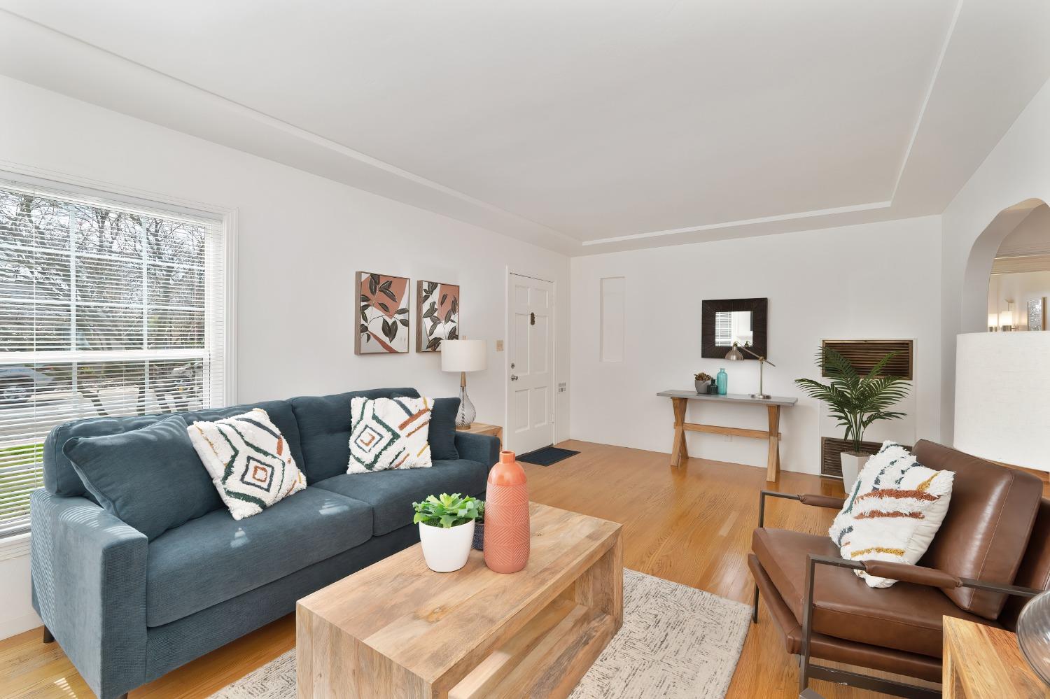 Dunnigan Realtors, Tahoe Park, 5117 8th Avenue, Sacramento, California, United States 95820, 2 Bedrooms Bedrooms, ,1 BathroomBathrooms,Single Family Home,Sold Listings,8th Avenue,1373