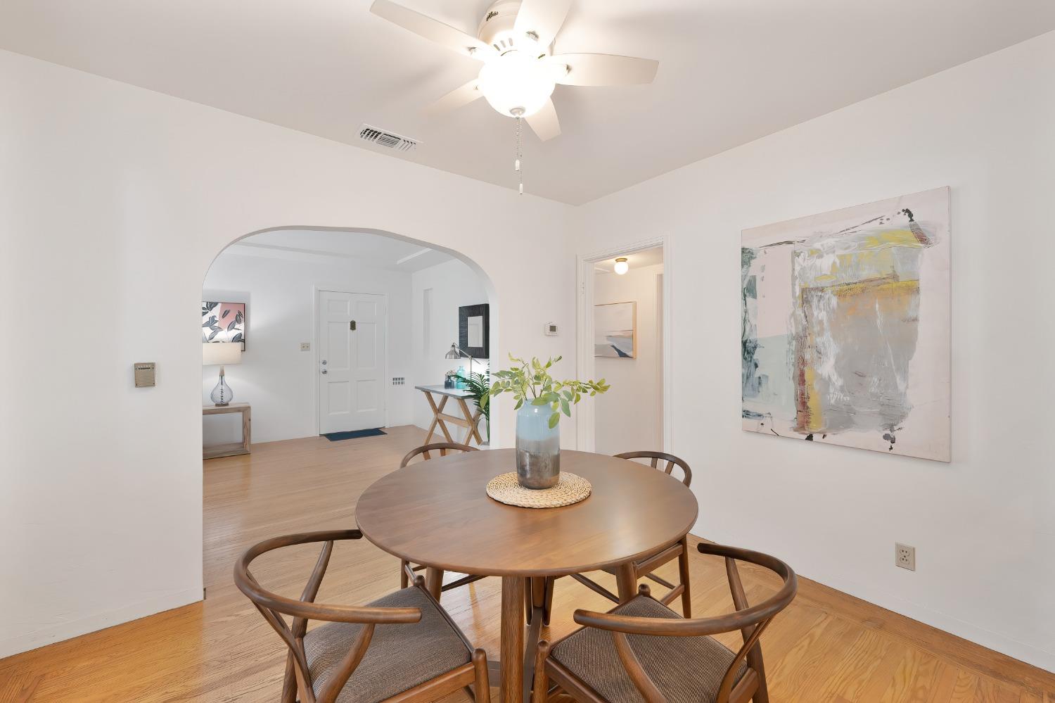 Dunnigan Realtors, Tahoe Park, 5117 8th Avenue, Sacramento, California, United States 95820, 2 Bedrooms Bedrooms, ,1 BathroomBathrooms,Single Family Home,Sold Listings,8th Avenue,1373