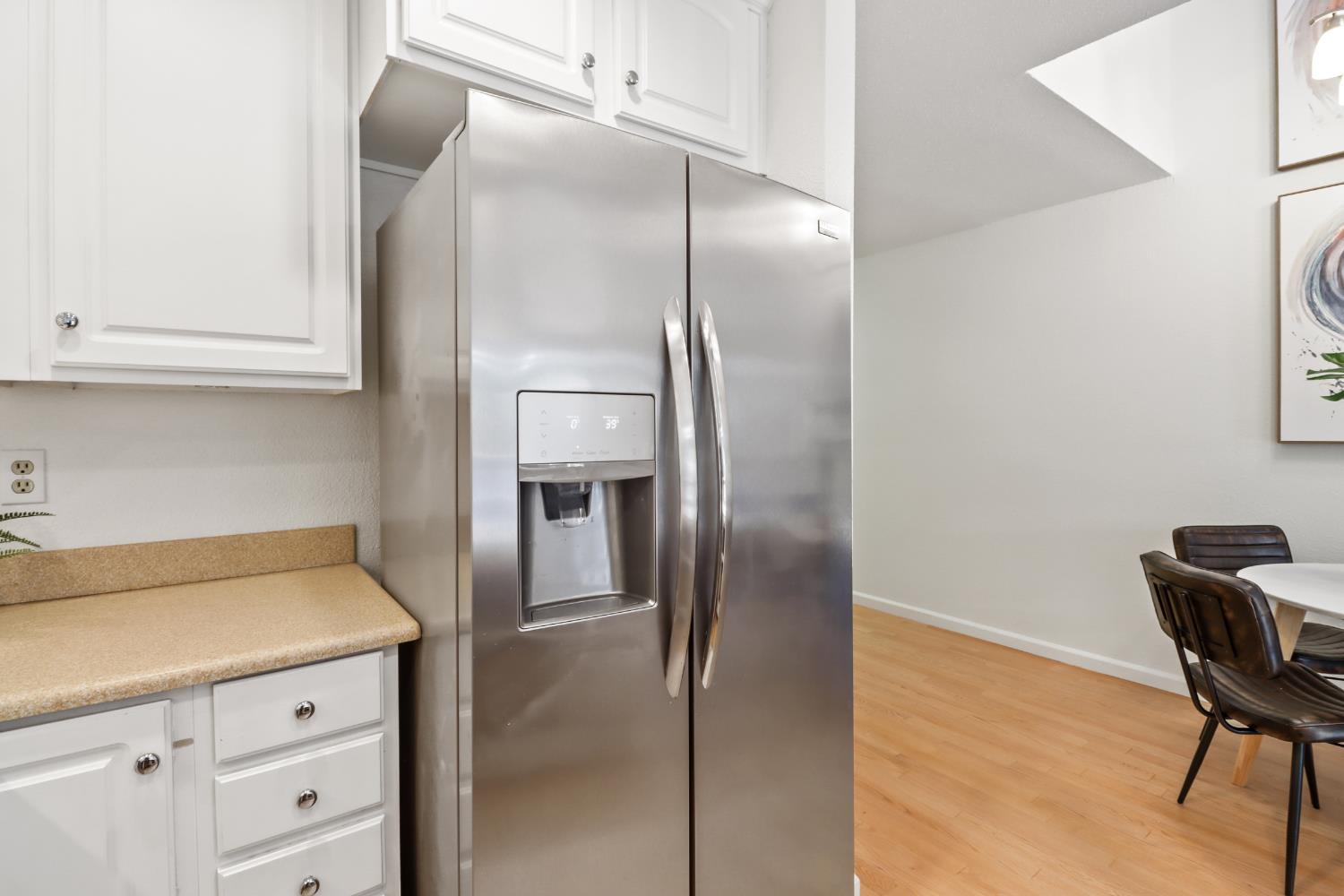 Dunnigan Realtors, Midtown, 956 Q St, Sacramento, California, United States 95811, 2 Bedrooms Bedrooms, ,1 BathroomBathrooms,Condominium,Active Listings,Q St,1374