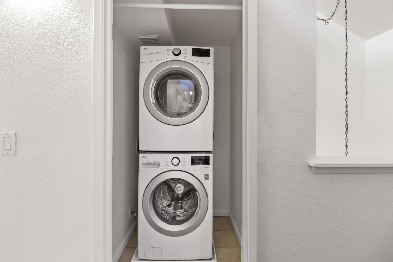 Dunnigan Realtors, Midtown, 956 Q St, Sacramento, California, United States 95811, 2 Bedrooms Bedrooms, ,1 BathroomBathrooms,Condominium,Active Listings,Q St,1374