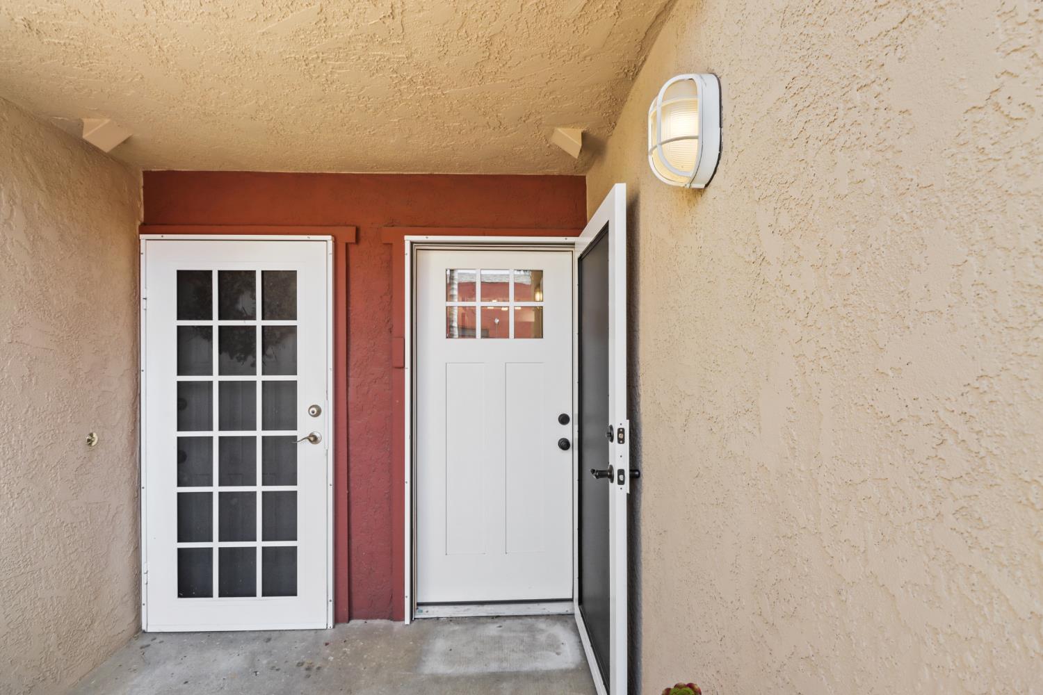 Dunnigan Realtors, Midtown, 956 Q St, Sacramento, California, United States 95811, 2 Bedrooms Bedrooms, ,1 BathroomBathrooms,Condominium,Active Listings,Q St,1374