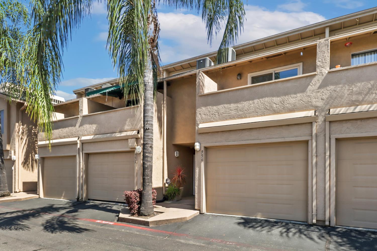 Dunnigan Realtors, Midtown, 956 Q St, Sacramento, California, United States 95811, 2 Bedrooms Bedrooms, ,1 BathroomBathrooms,Condominium,Active Listings,Q St,1374