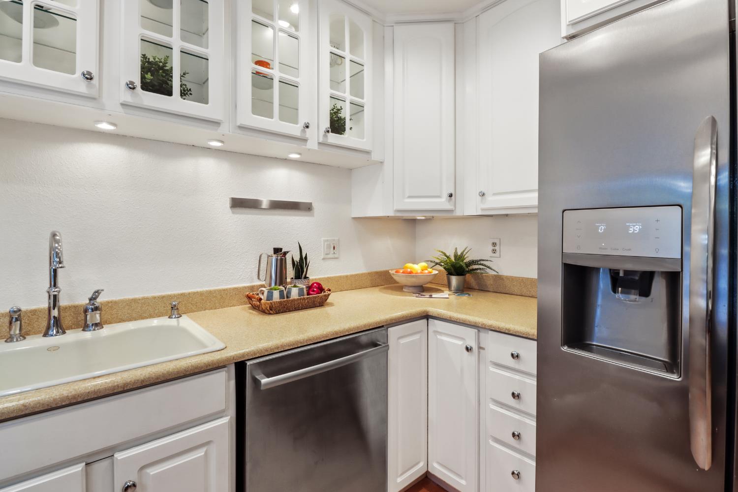Dunnigan Realtors, Midtown, 956 Q St, Sacramento, California, United States 95811, 2 Bedrooms Bedrooms, ,1 BathroomBathrooms,Condominium,Active Listings,Q St,1374