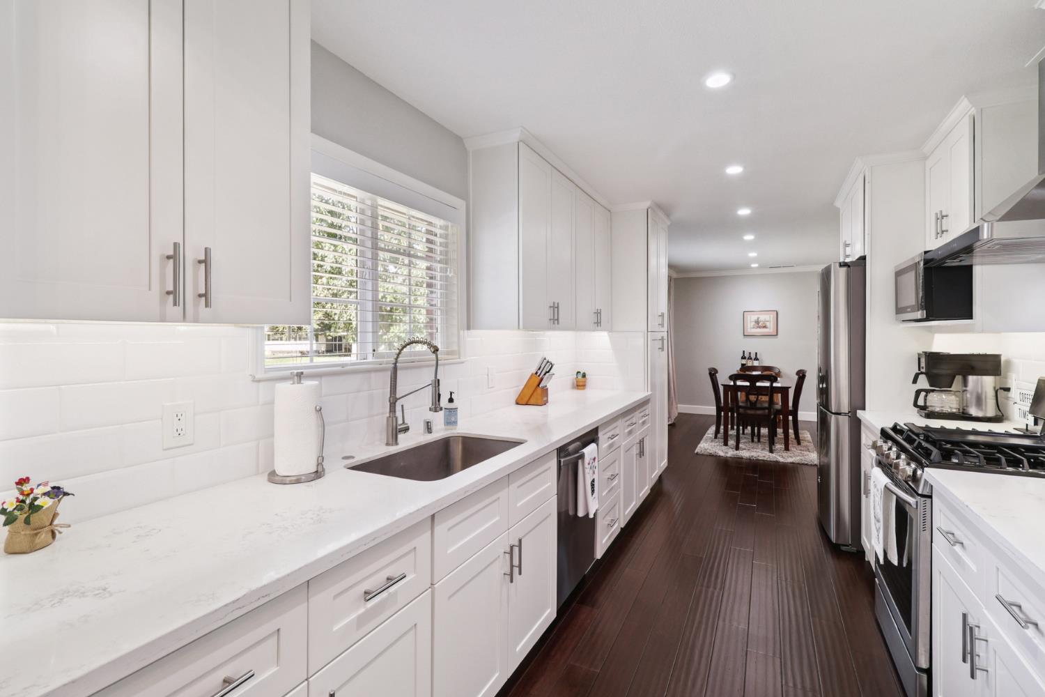 Dunnigan Realtors, Fair Oaks, 8188 Woodleaf Dr, Fair Oaks, California, United States 95628, 3 Bedrooms Bedrooms, ,2 BathroomsBathrooms,Single Family Home,Active Listings,Woodleaf Dr,1378