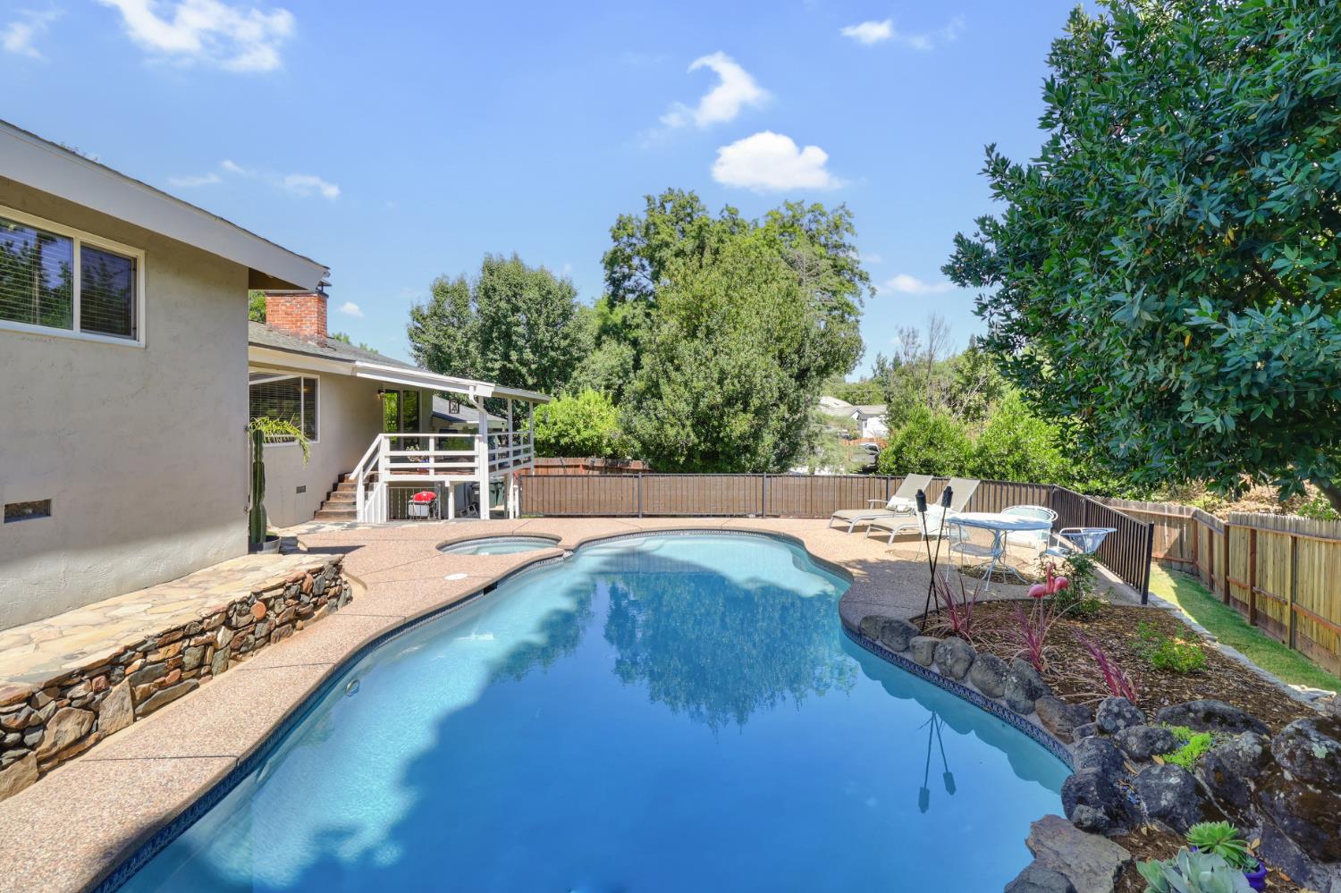 Dunnigan Realtors, Fair Oaks, 8188 Woodleaf Dr, Fair Oaks, California, United States 95628, 3 Bedrooms Bedrooms, ,2 BathroomsBathrooms,Single Family Home,Active Listings,Woodleaf Dr,1378