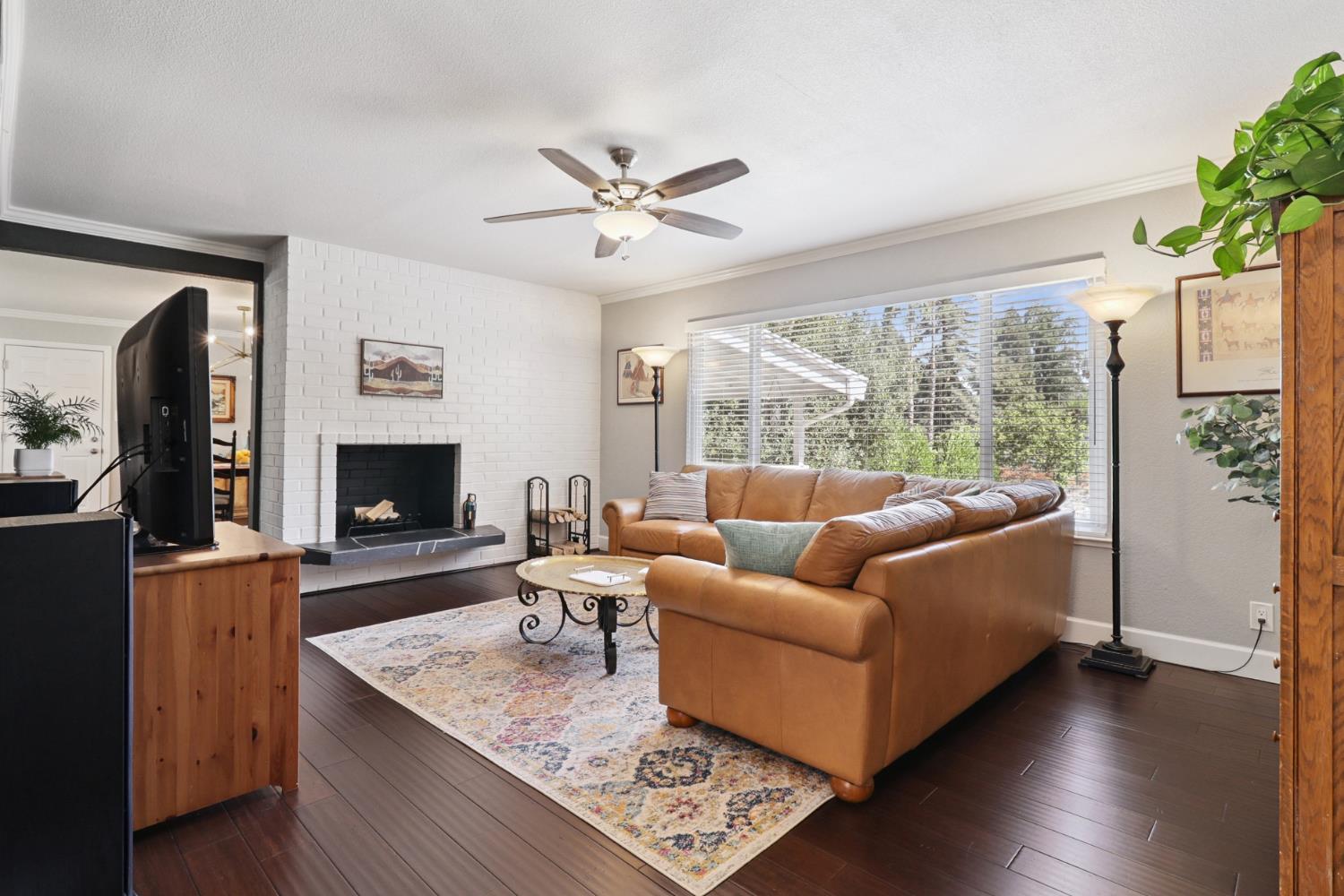 Dunnigan Realtors, Fair Oaks, 8188 Woodleaf Dr, Fair Oaks, California, United States 95628, 3 Bedrooms Bedrooms, ,2 BathroomsBathrooms,Single Family Home,Active Listings,Woodleaf Dr,1378