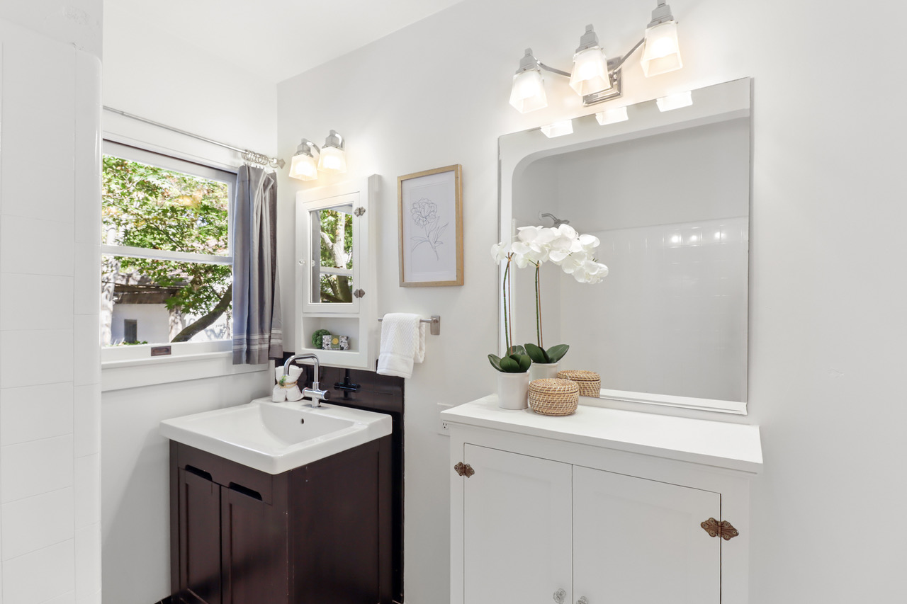 Dunnigan Realtors, East Sac, 1732 Berkeley Way, Sacramento, California, United States 95819, 2 Bedrooms Bedrooms, ,1 BathroomBathrooms,Single Family Home,Pending Listings,Berkeley Way,1381 Dunnigan Realtors, East Sac, 1732 Berkeley Way, Sacramento, California, United States 95819, 2 Bedrooms Bedrooms, ,1 BathroomBathrooms,Single Family Home,Pending Listings,Berkeley Way,1381