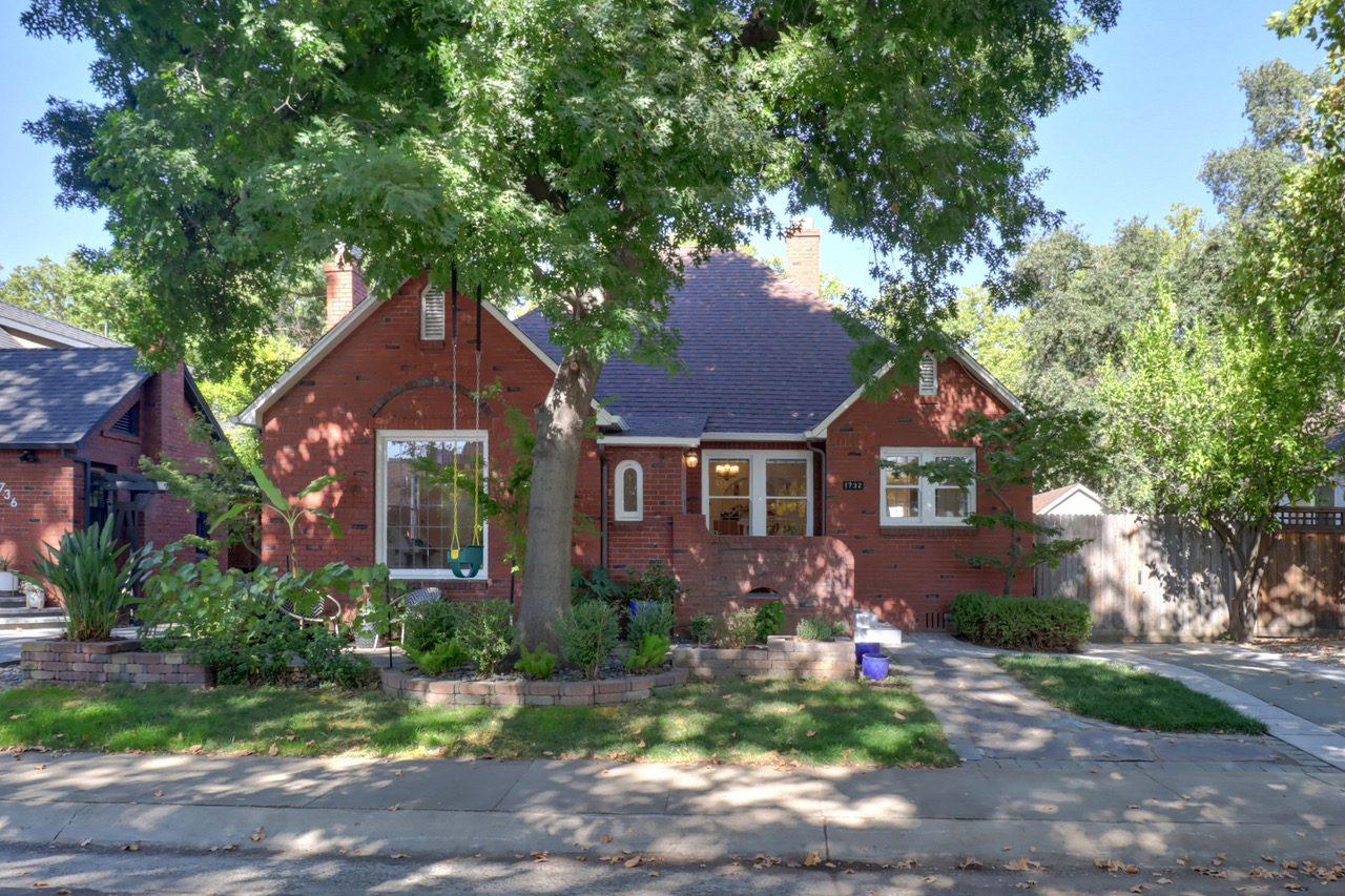 Dunnigan Realtors, East Sac, 1732 Berkeley Way, Sacramento, California, United States 95819, 2 Bedrooms Bedrooms, ,1 BathroomBathrooms,Single Family Home,Pending Listings,Berkeley Way,1381 Dunnigan Realtors, East Sac, 1732 Berkeley Way, Sacramento, California, United States 95819, 2 Bedrooms Bedrooms, ,1 BathroomBathrooms,Single Family Home,Pending Listings,Berkeley Way,1381