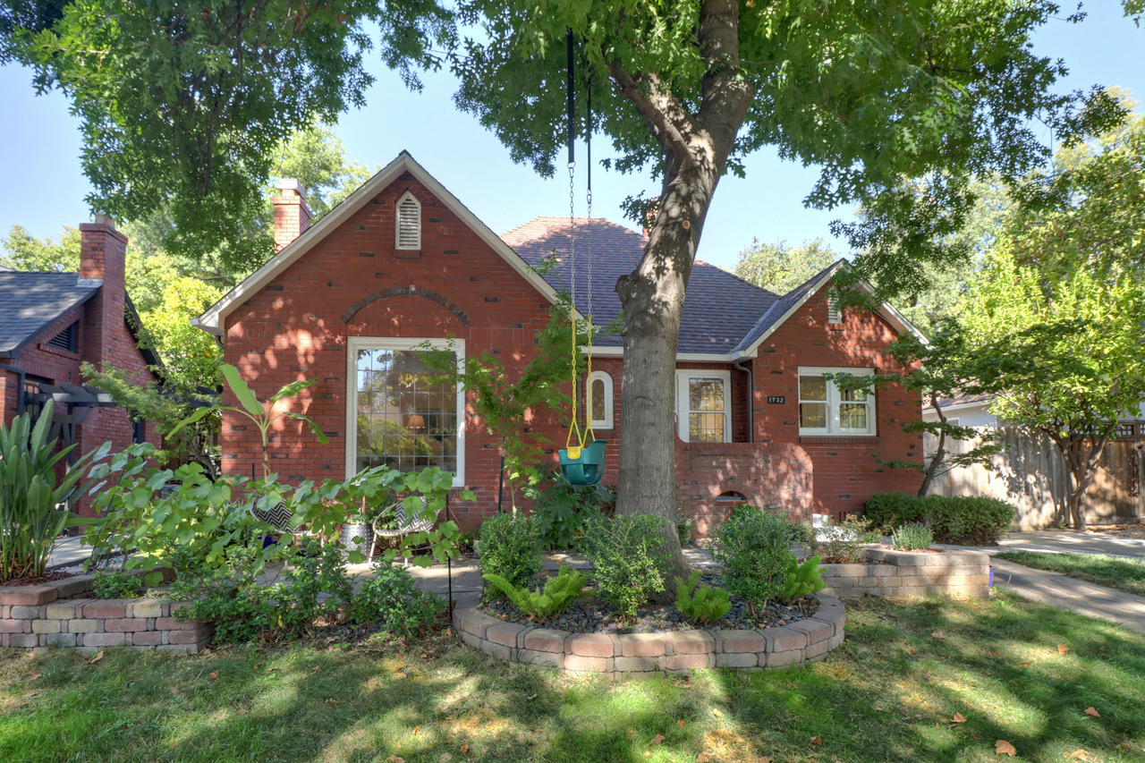 Dunnigan Realtors, East Sac, 1732 Berkeley Way, Sacramento, California, United States 95819, 2 Bedrooms Bedrooms, ,1 BathroomBathrooms,Single Family Home,Pending Listings,Berkeley Way,1381 Dunnigan Realtors, East Sac, 1732 Berkeley Way, Sacramento, California, United States 95819, 2 Bedrooms Bedrooms, ,1 BathroomBathrooms,Single Family Home,Pending Listings,Berkeley Way,1381