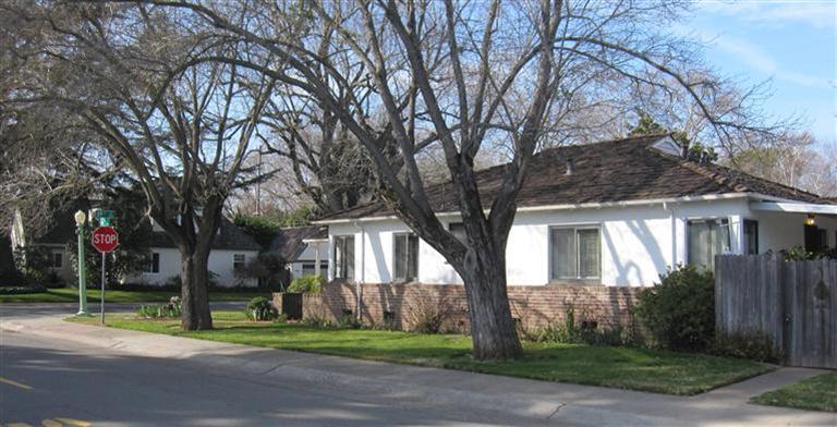 Dunnigan Realtors East Sac 3 Bedrooms, Single Family Home, Sold Listings, 39th Street, 2 Bathrooms, Listing ID 1037, Sacramento, Sacramento, California, United States, 95816,