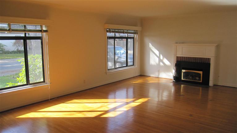 Dunnigan Realtors East Sac 3 Bedrooms, Single Family Home, Sold Listings, 39th Street, 2 Bathrooms, Listing ID 1037, Sacramento, Sacramento, California, United States, 95816,