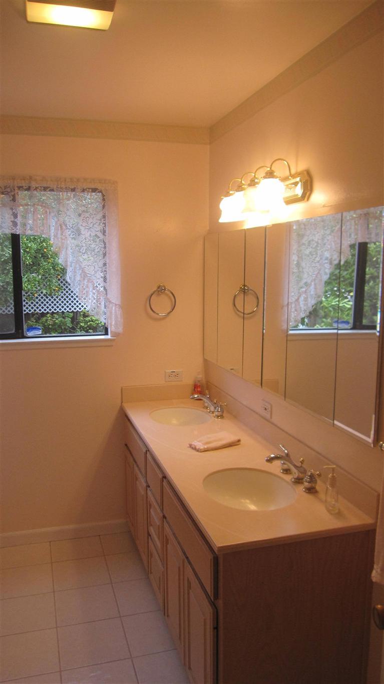 Dunnigan Realtors East Sac 3 Bedrooms, Single Family Home, Sold Listings, 39th Street, 2 Bathrooms, Listing ID 1037, Sacramento, Sacramento, California, United States, 95816,