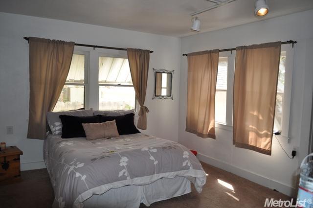 Dunnigan Realtors East Sac 4 Bedrooms, Single Family Home, Sold Listings, 34th Street, 3 Bathrooms, Listing ID 1042, Sacramento, Sacramento, California, United States, 95816,