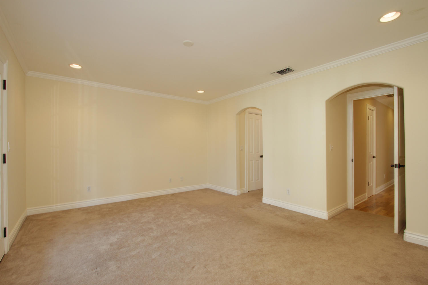 Dunnigan Realtors East Sac 3 Bedrooms, Single Family Home, Sold Listings, 36th Street, 2 Bathrooms, Listing ID 1059, Sacramento, Sacramento, California, United States, 95816,