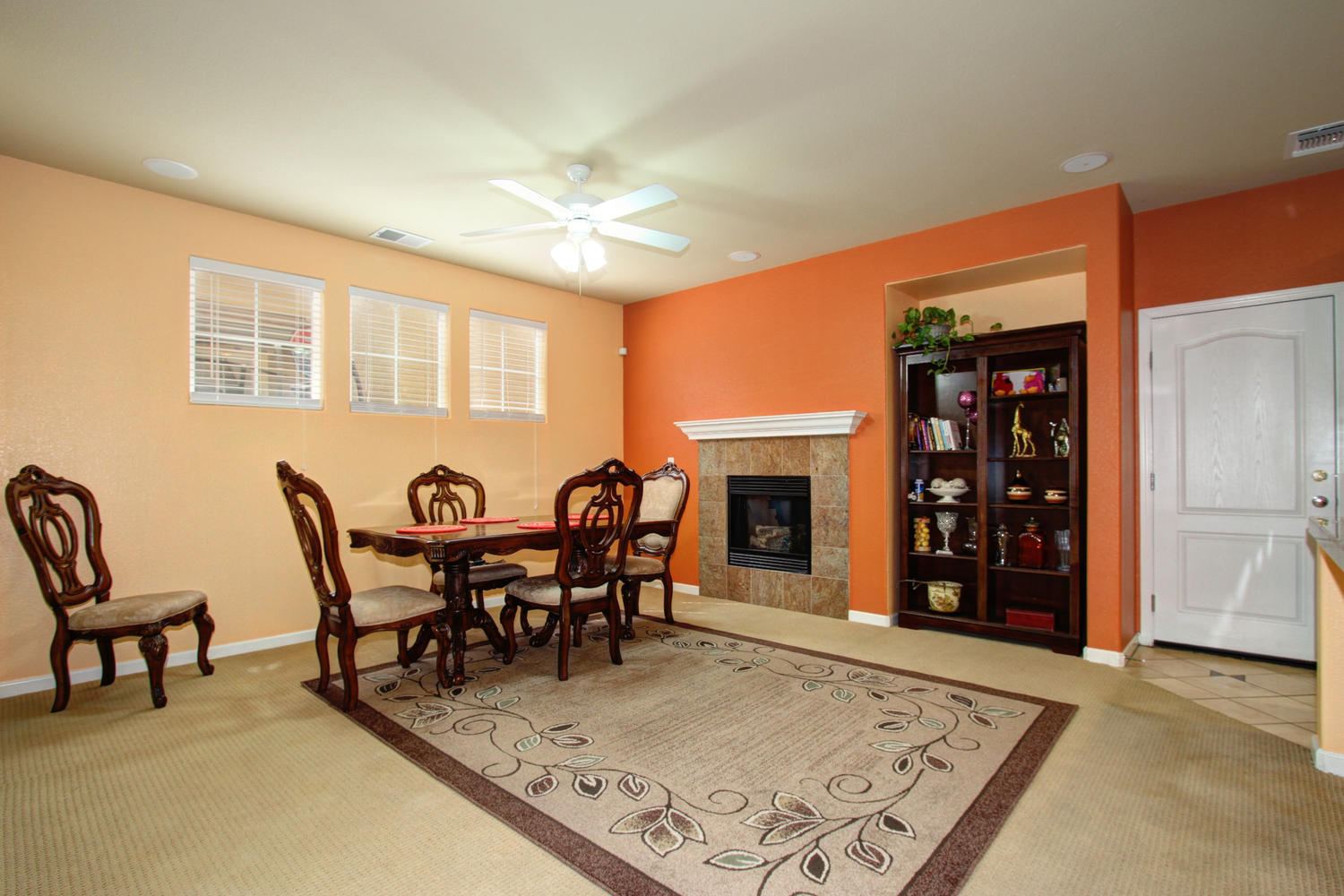 Dunnigan Realtors 3 Bedrooms, Single Family Home, Sold Listings, Ottumwa Dr, 2 Bathrooms, Listing ID 1060, Sacramento, Sacramento, California, United States, 95835,