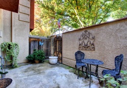 Dunnigan Realtors Donwtown 2 Bedrooms, Condominium, Sold Listings, Q Street, 1 Bathrooms, Listing ID 1061, Sacramento, Sacramento, California, United States, 95811,