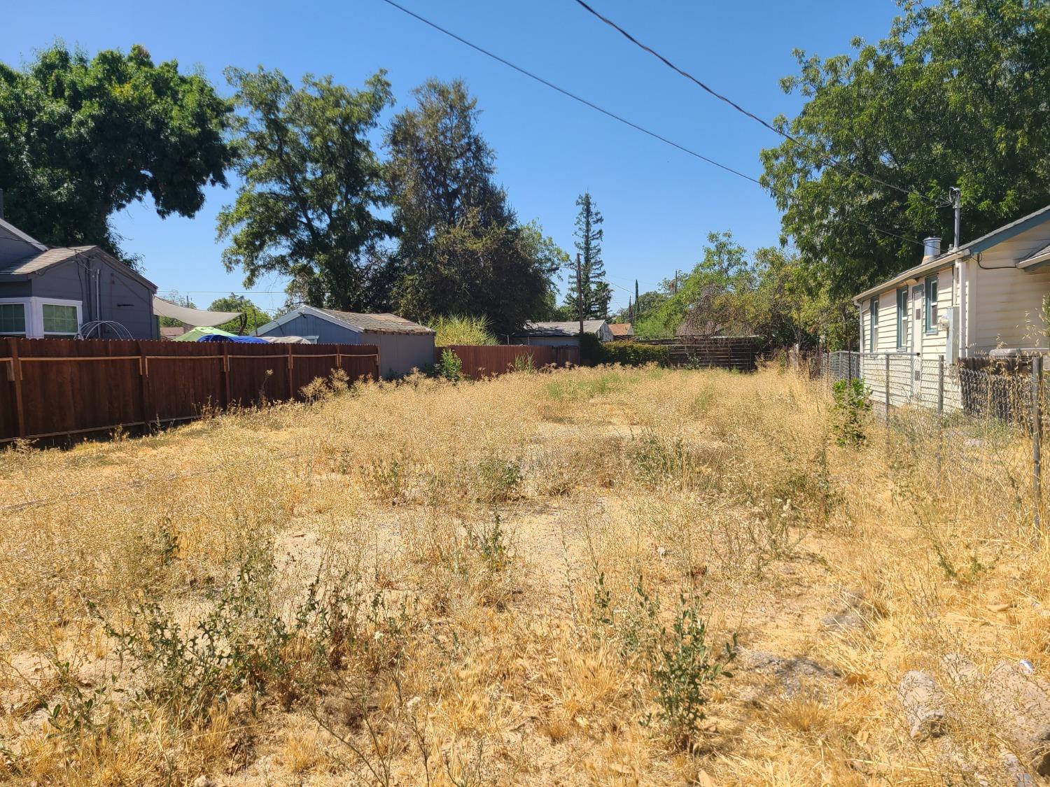 Sold, Land, Sacramento Elder Creek/Fruitridge, 3916 36th St, Sacramento, CA 95820, Beth Christensen, Dunnigan Realtors, Top Agent