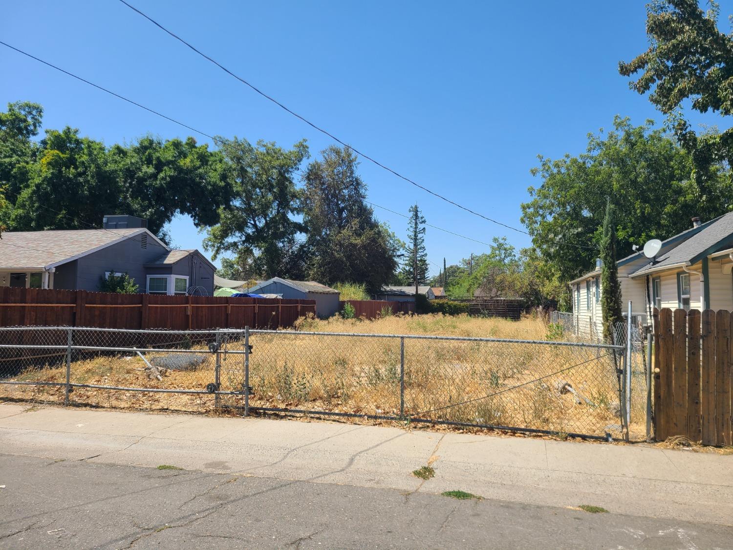 Sold, Land, Sacramento Elder Creek/Fruitridge, 3916 36th St, Sacramento, CA 95820, Beth Christensen, Dunnigan Realtors, Top Agent