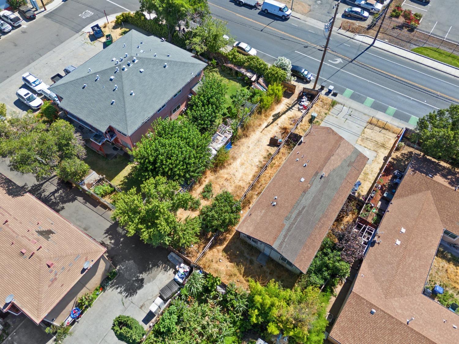 Sold, Land, Sacramento Elder Creek/Fruitridge, 000 Martin Luther King Blvd, Sacramento, CA 95824, Beth Christensen, Dunnigan Realtors, Top Agent