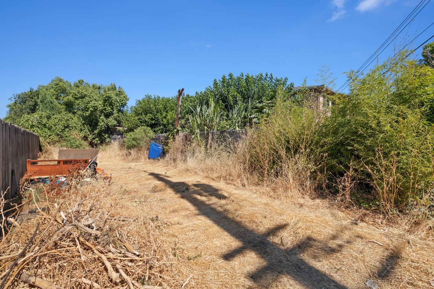 Sold, Land, Sacramento Elder Creek/Fruitridge, 000 Martin Luther King Blvd, Sacramento, CA 95824, Beth Christensen, Dunnigan Realtors, Top Agent