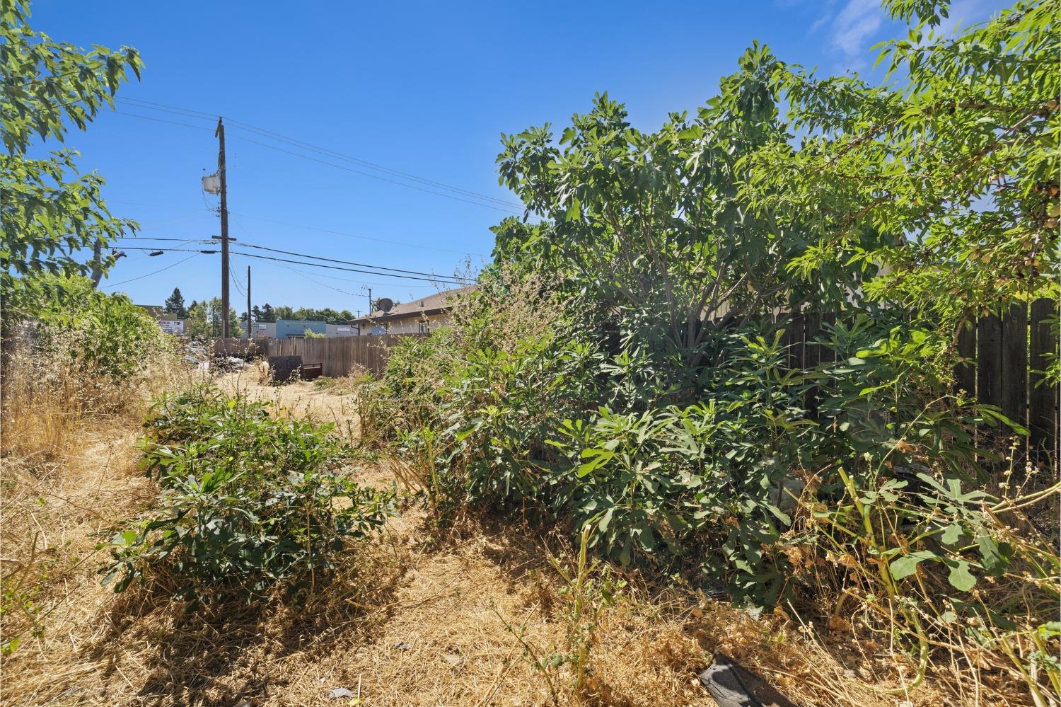 Sold, Land, Sacramento Elder Creek/Fruitridge, 000 Martin Luther King Blvd, Sacramento, CA 95824, Beth Christensen, Dunnigan Realtors, Top Agent