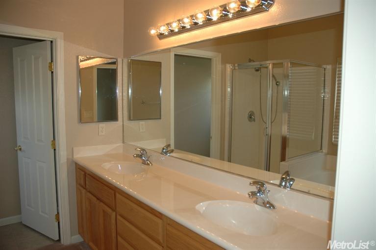 Sold, 3 Bedrooms, 2 Bathrooms, Single Family Home, Sacto Rosemont/College Grns/Mayhew, 9543 Rose Vista Ct, Sacramento, CA 95827-3268, Beth Christensen, Dunnigan Realtors, Top Agent