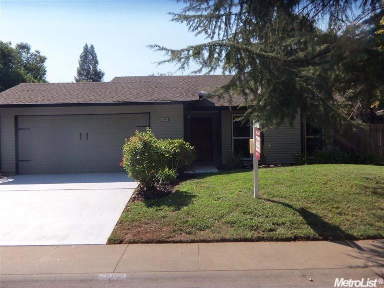 Sold, 3 Bedrooms, 2 Bathrooms, Single Family Home, East Sacramento & Vicinity, 2746 57th St, Sacramento, CA 95817-2402, Beth Christensen, Dunnigan Realtors, Top Agent
