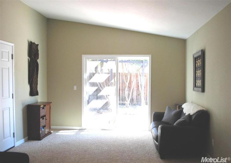 Sold, 3 Bedrooms, 2 Bathrooms, Single Family Home, East Sacramento & Vicinity, 2746 57th St, Sacramento, CA 95817-2402, Beth Christensen, Dunnigan Realtors, Top Agent