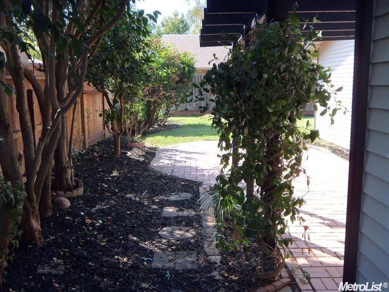 Sold, 3 Bedrooms, 2 Bathrooms, Single Family Home, East Sacramento & Vicinity, 2746 57th St, Sacramento, CA 95817-2402, Beth Christensen, Dunnigan Realtors, Top Agent