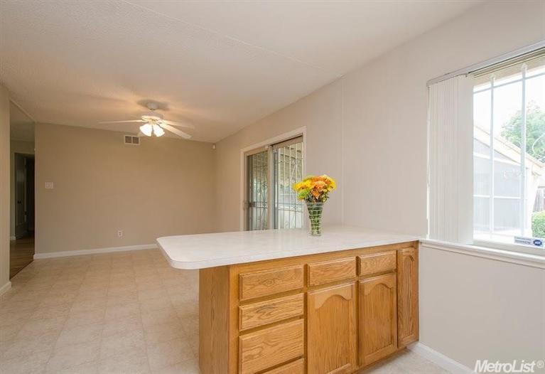 Sold, 3 Bedrooms, 2 Bathrooms, Single Family Home, Sacto Franklin/Freeport/Vicinity, 8120 Golden Field Way, Sacramento, CA 95823-5210, Beth Christensen, Dunnigan Realtors, Top Agent