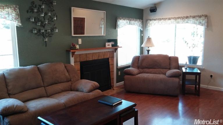 Sold, 3 Bedrooms, 2 Bathrooms, Single Family Home, Sacto So Land Park/Greenhaven, 7479 Salton Sea Way, Sacramento, CA 95831-3788, Beth Christensen, Dunnigan Realtors, Top Agent