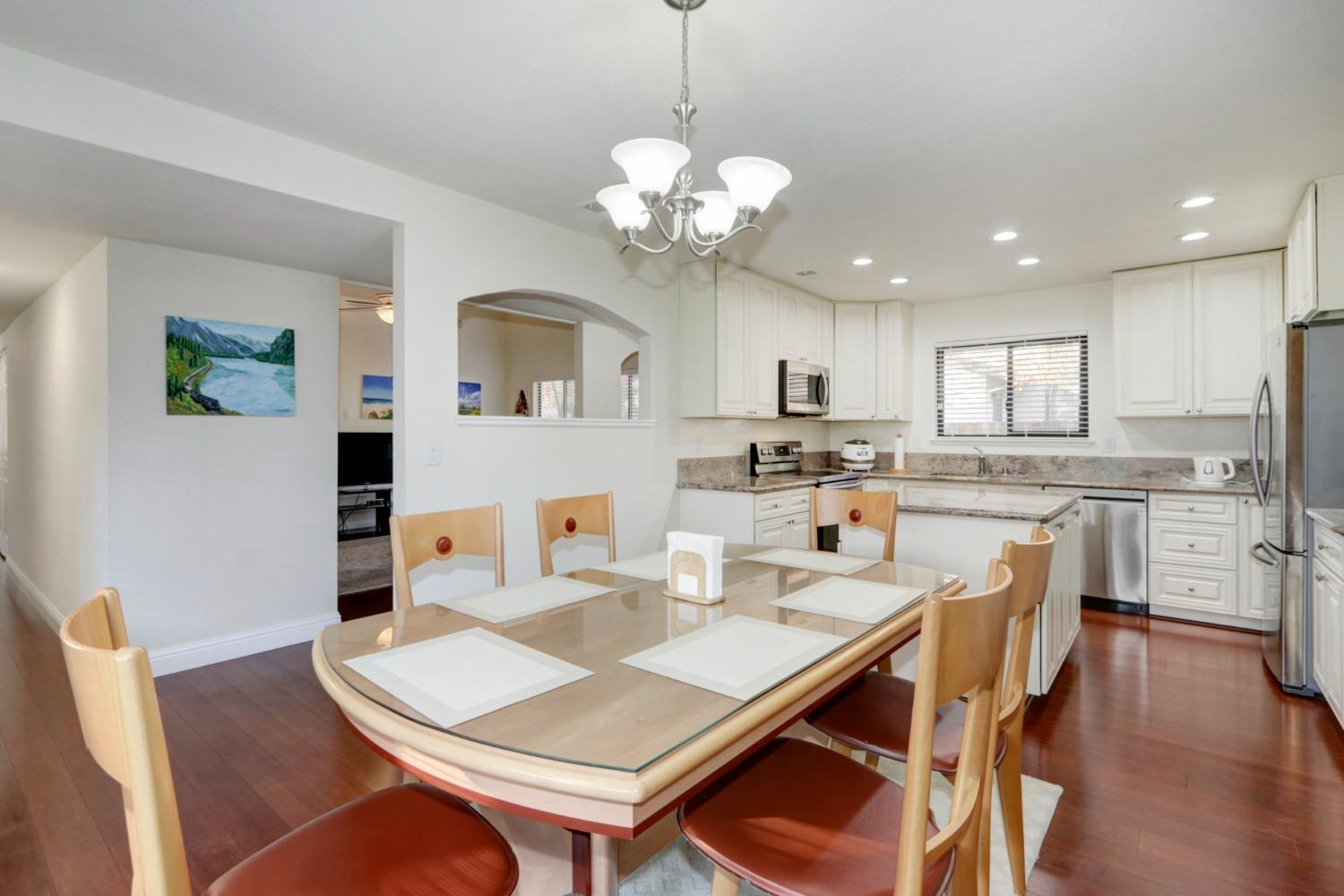 Sold, 3 Bedrooms, 2 Bathrooms, Townhouse, Briarwood Coloma, Rancho Cordova/Gold River, 2267 Autumnleaf Ln, Rancho Cordova, CA 95670-4203, Beth Christensen, Dunnigan Realtors, Top Agent