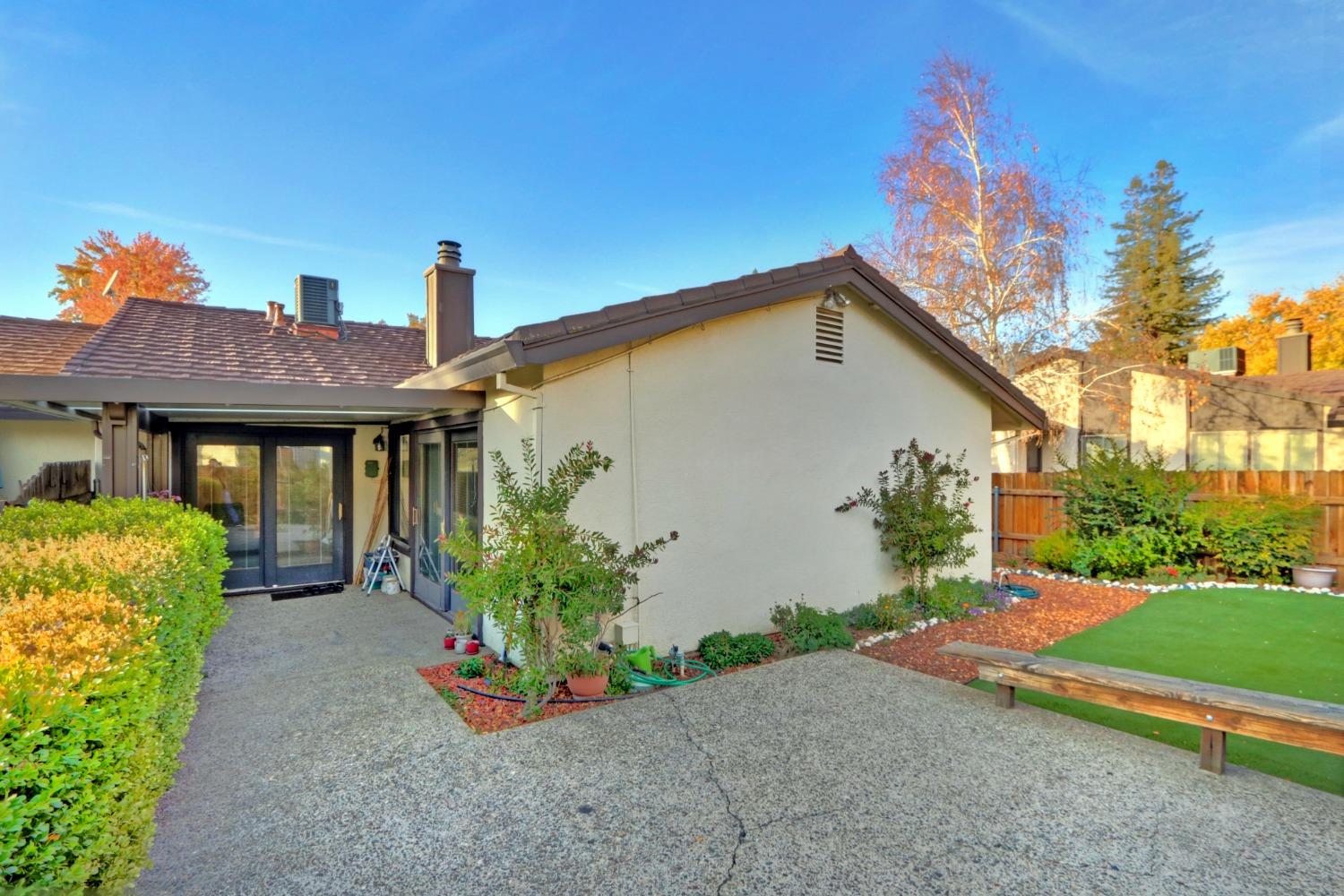 Sold, 3 Bedrooms, 2 Bathrooms, Townhouse, Briarwood Coloma, Rancho Cordova/Gold River, 2267 Autumnleaf Ln, Rancho Cordova, CA 95670-4203, Beth Christensen, Dunnigan Realtors, Top Agent