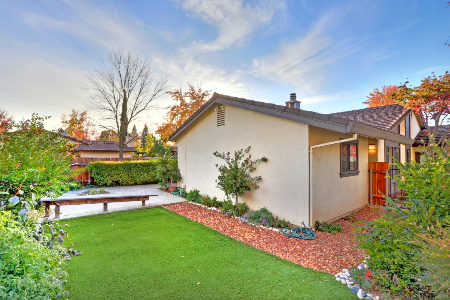 Sold, 3 Bedrooms, 2 Bathrooms, Townhouse, Briarwood Coloma, Rancho Cordova/Gold River, 2267 Autumnleaf Ln, Rancho Cordova, CA 95670-4203, Beth Christensen, Dunnigan Realtors, Top Agent